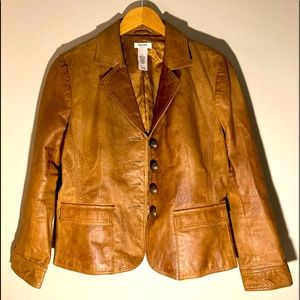 Liz & co. Leather jacket, super cool of course 😎